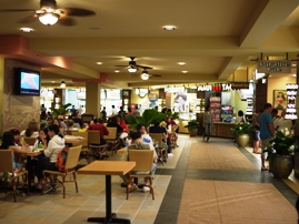 Royal Hawaiian Shopping Center Food Court